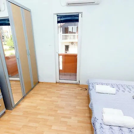 - Diklo 6268a Zadar